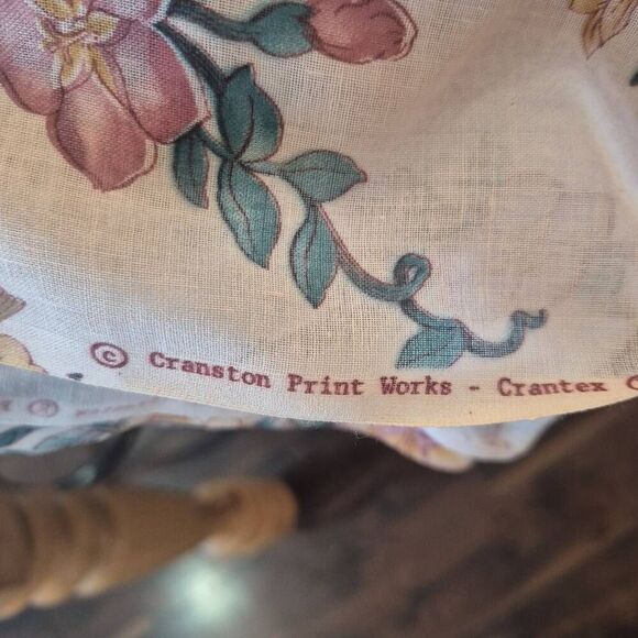 Fabric, Peach & Teal Floral Sheer Cotton 45" x 6.5 yds - Picture 2 of 4